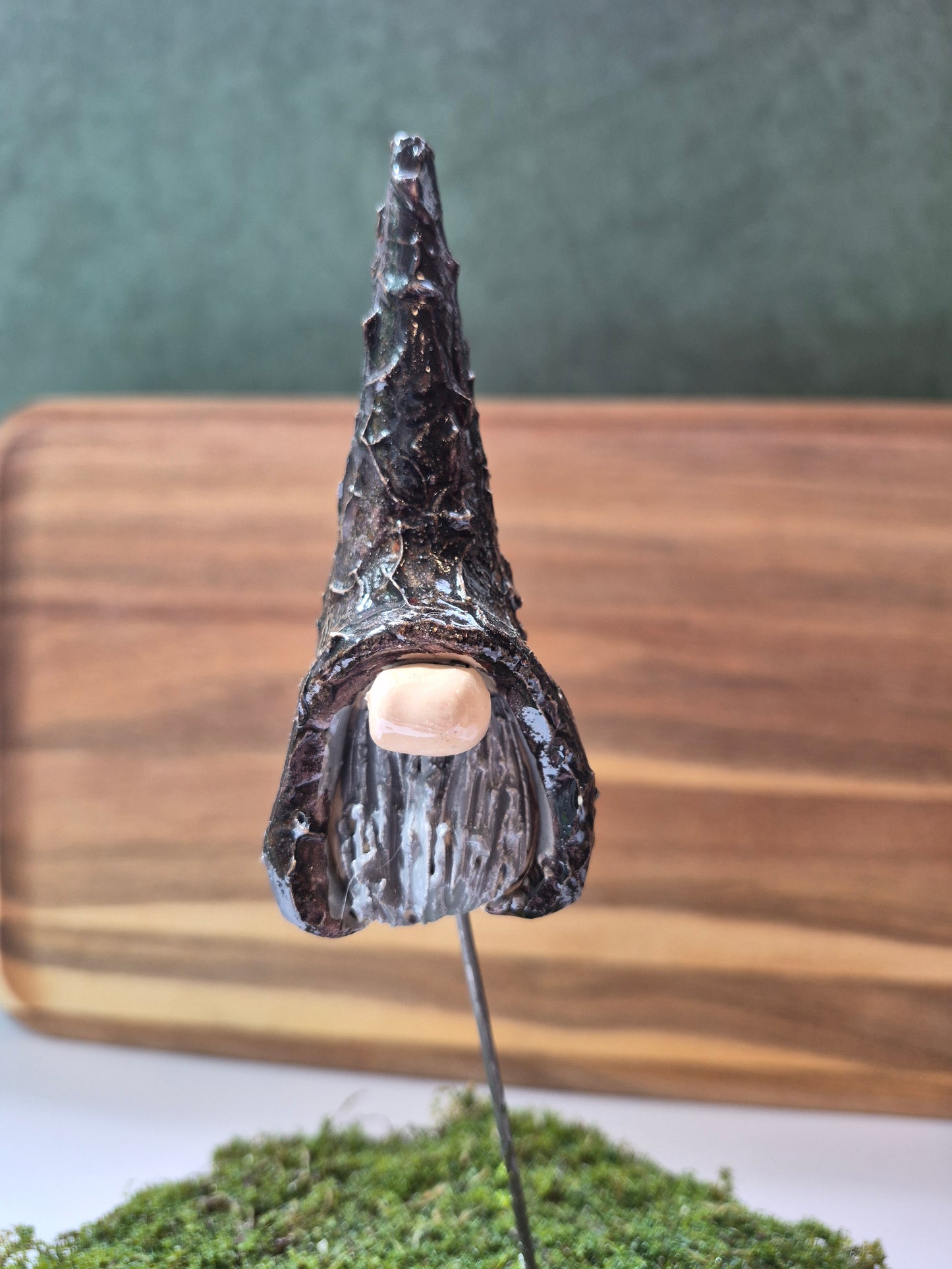 Gnome w/stake (Black)