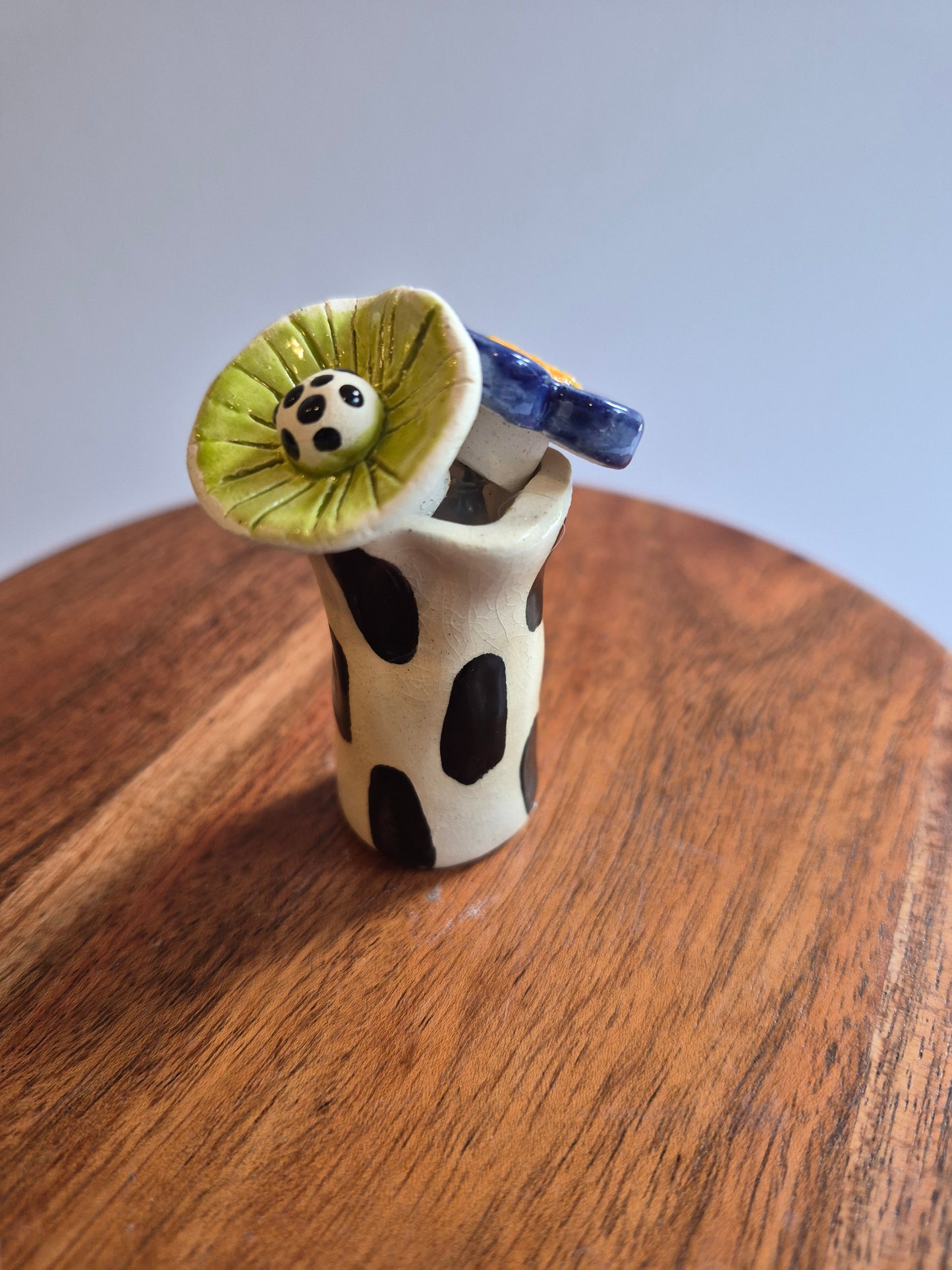 Vase w/flowers 166 - Ceramic Vase