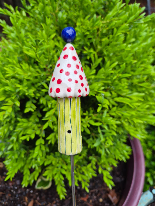 Birdhouse 129